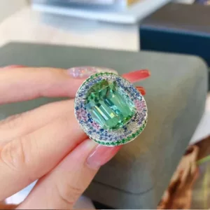 Vintage Mint Green Tourmaline Ring - Image 7